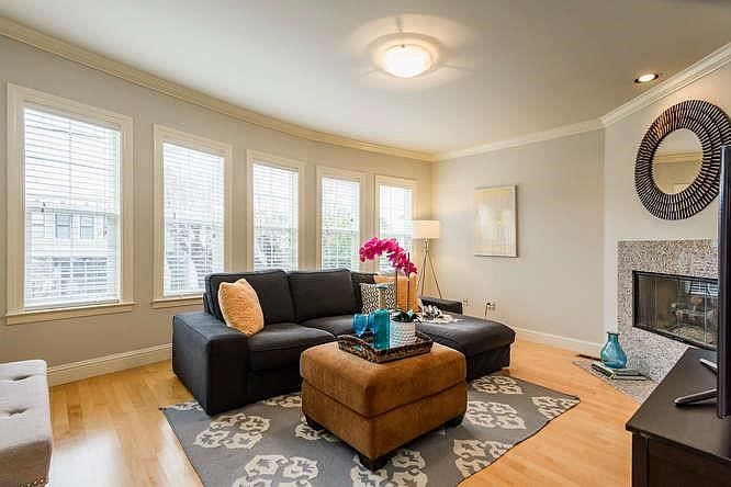 1st image of 118 Linden Ave