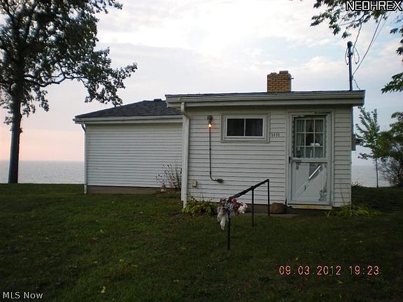 2nd image of 3406 Edgewater Dr
