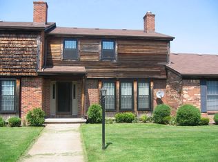 103 Wedgewood Dr, Williamsville, NY 14221