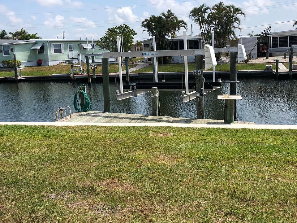 1st image of 224 Bimini Dr