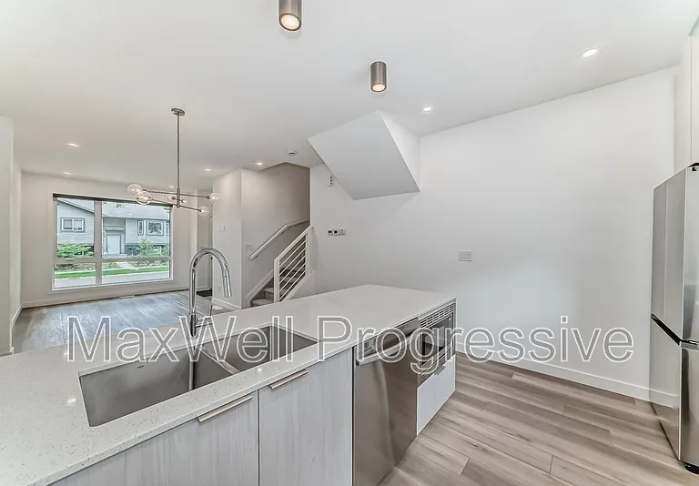 6415 93rd St NW #MAIN — Photo 10