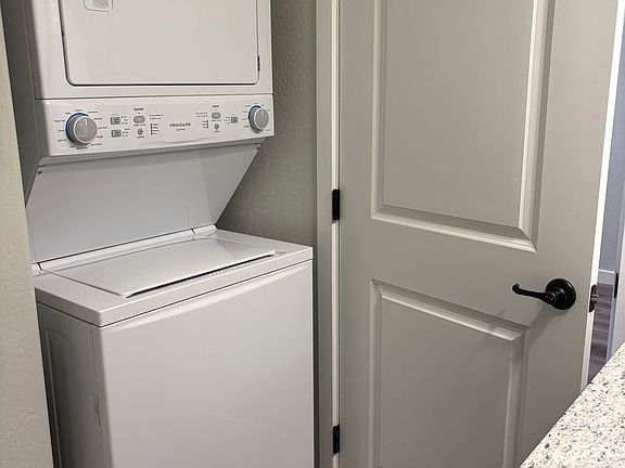 3rd image of 1139 Annalise St