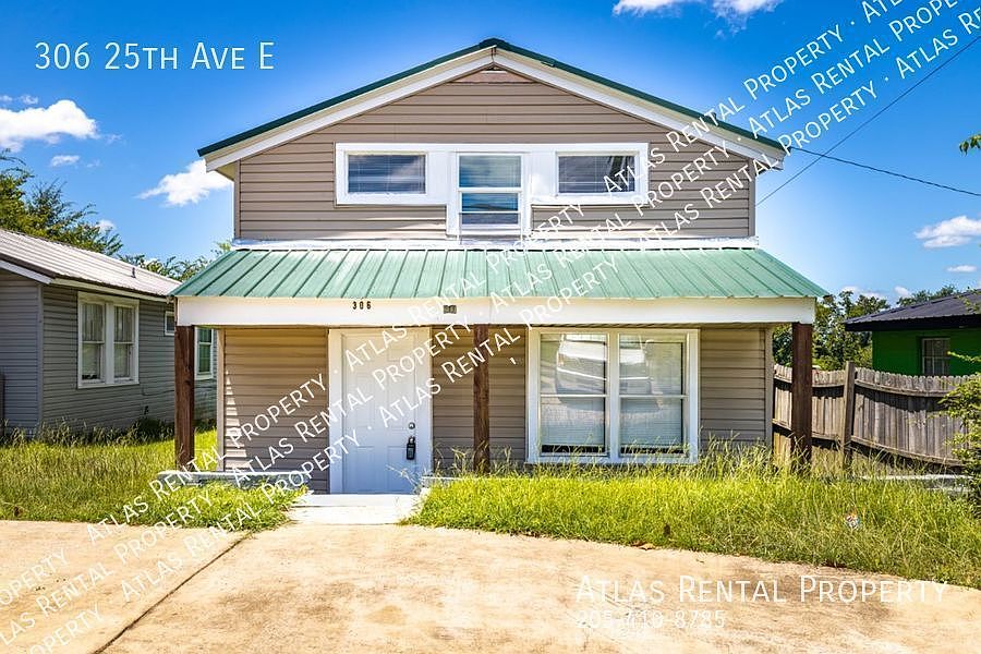 1st image of 306 25th Ave E