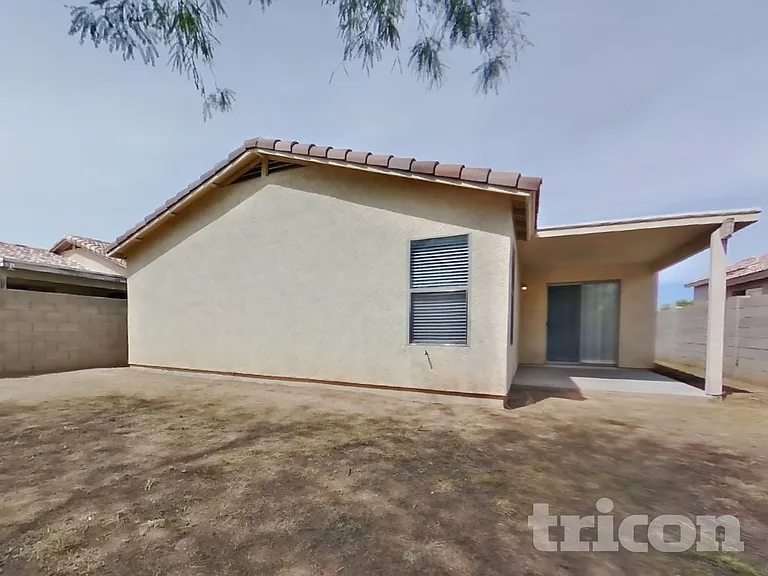 10819 W Virginia Ave — Photo 20