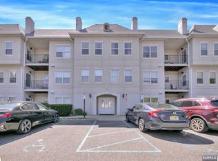 513 Brittany Dr, Wayne, NJ 07470
