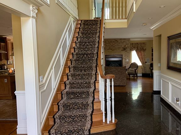 4th image of 114 Camden Ave