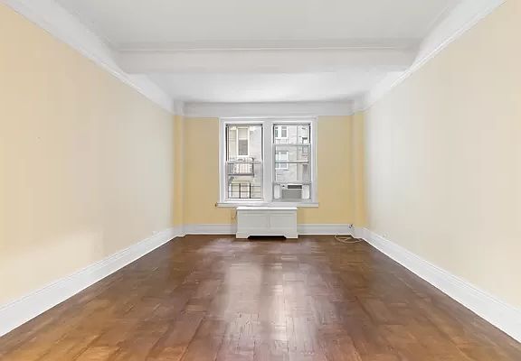 3rd image of 108 E 91st St APT 6D