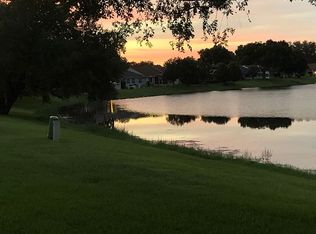 1021 Del Rio Dr, Lady Lake, FL 32159