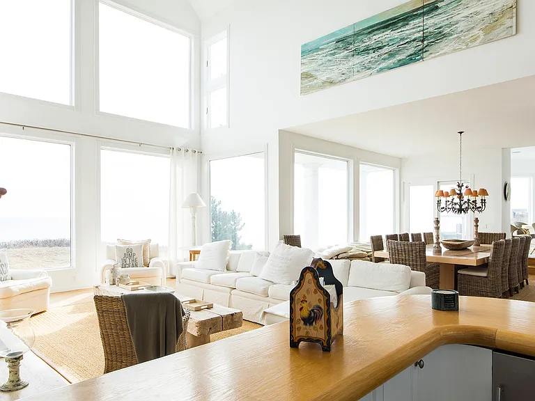 390 Old Montauk Hwy — Photo 11