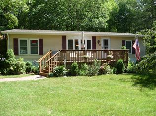 32 Colchester Cmns, Colchester, CT 06415