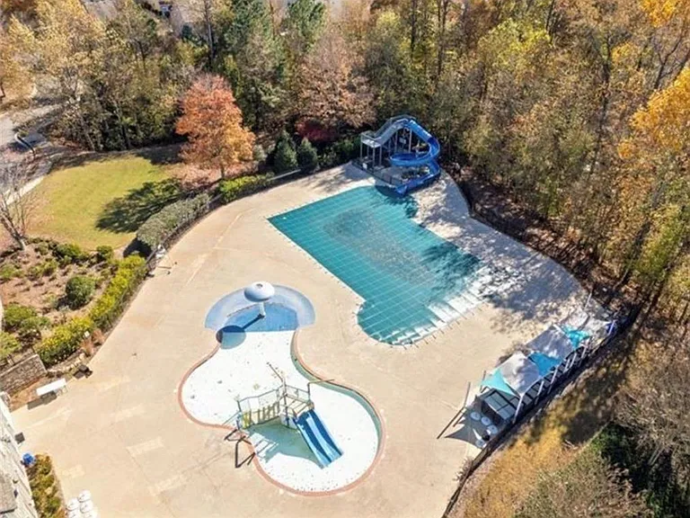 6335 Waveland Dr — Photo 33