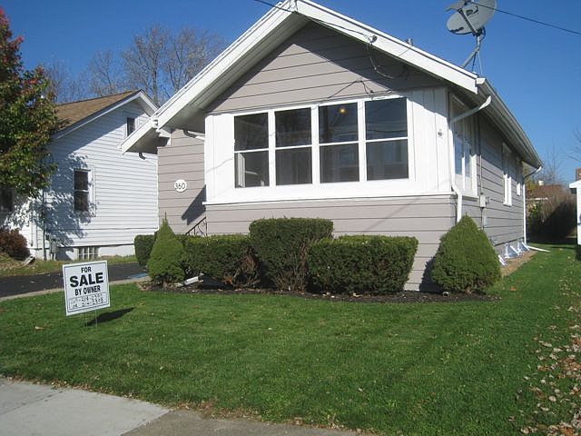 1st image of 360 Lakeview Ave