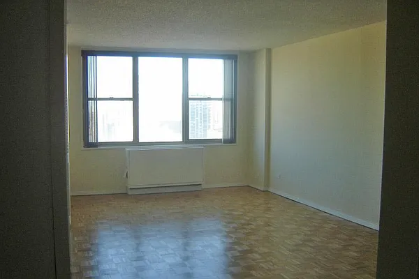 Rented by Corcoran | media 17