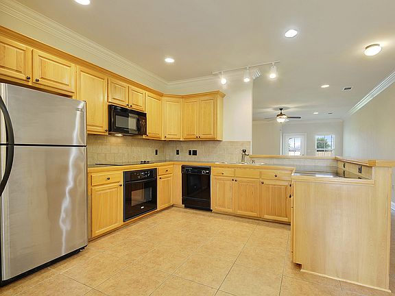 2nd image of 377 River Mill Dr