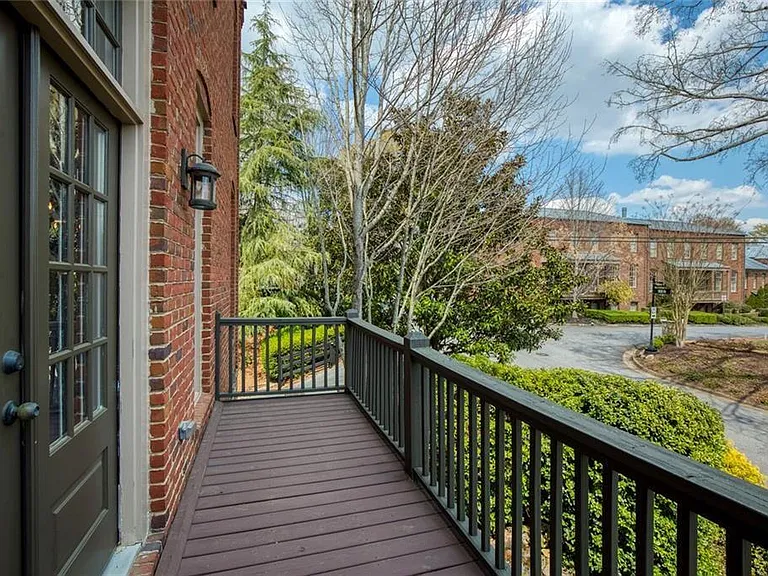 100 Founders Mill Ct — Photo 43