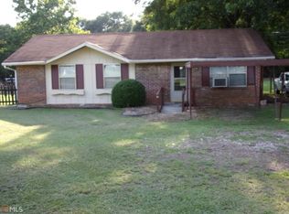90 Evalena Dr, Hartwell, GA 30643