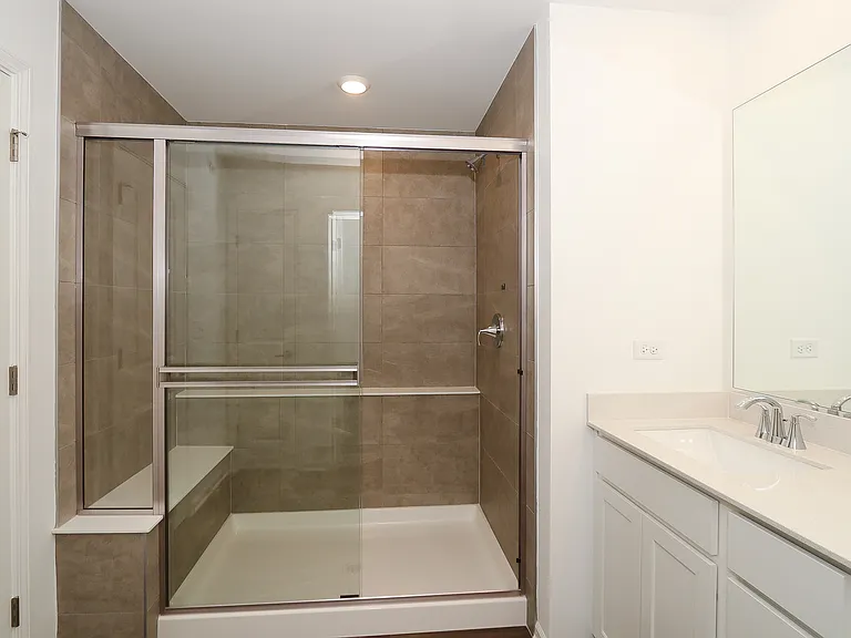 2252 Stonegate Rd — Photo 22