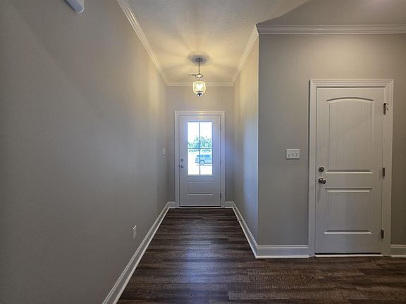 2nd image of 1037 Berkley Court