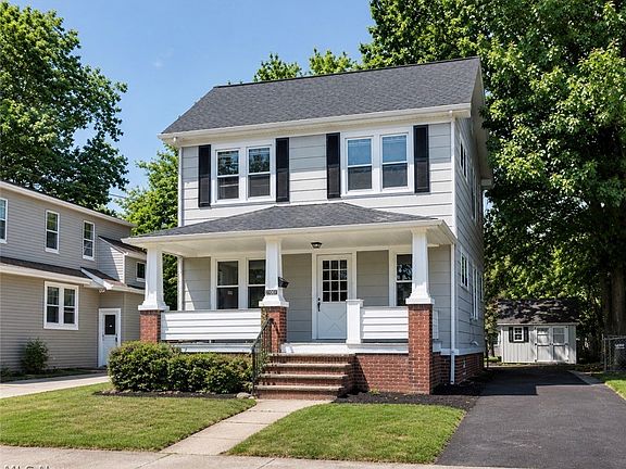 2nd image of 21001 Fuller Ave