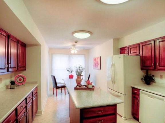 Gourmet Kitchen & Breakfast nook