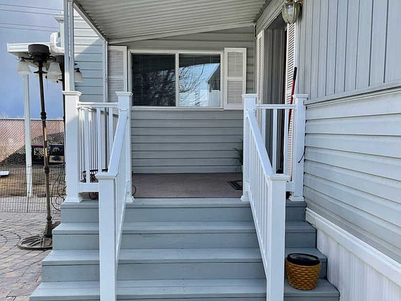 2nd image of 4649 S Aspen Ln