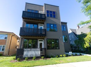 8917 Grant Ave #3B, Brookfield, IL 60513