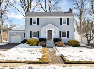 240 Ballard Dr, West Hartford, CT 06119
