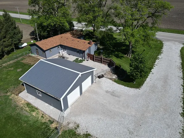7191 E William St, Oakley, IL 62501