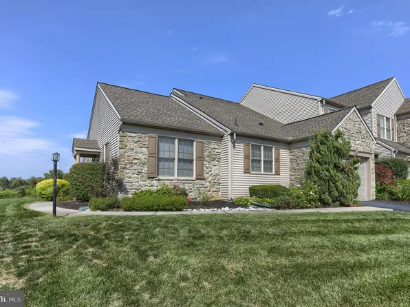 1979 Limestone Dr, Hummelstown, PA 17036