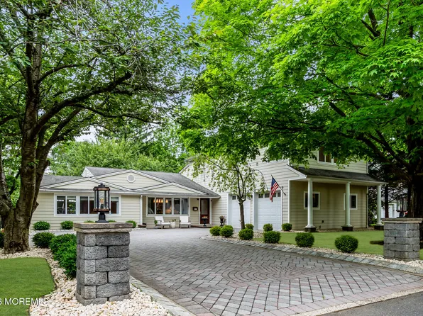 100 Westend Avenue, Shrewsbury Boro, NJ 07702
