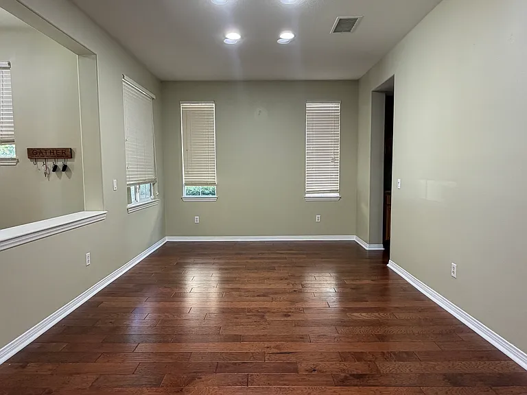 1727 Partridge Ave — Photo 4