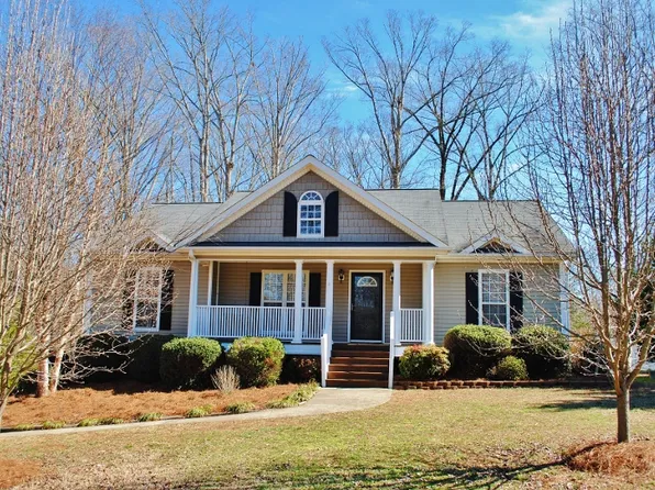 1535 Attanook Rd, Winston Salem, NC 27106