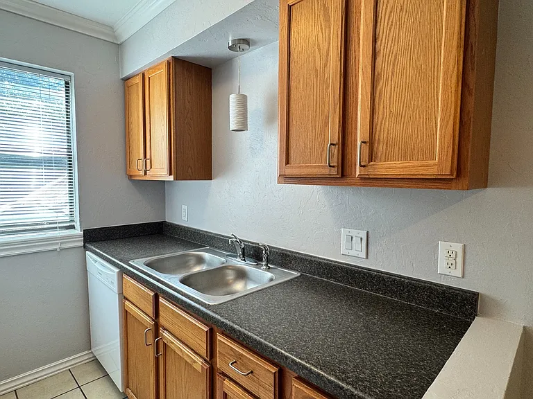 1429 NW 24th St #217 — Photo 5