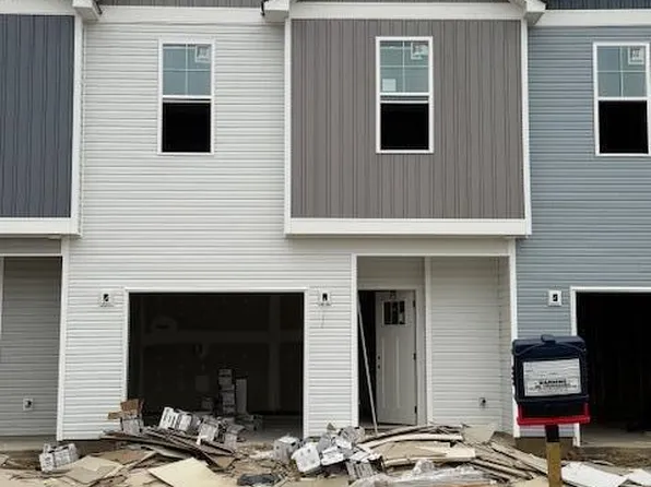 220 Crab Claw Spit Lane, Jacksonville, NC 28546