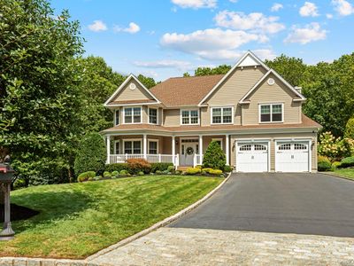 4 Dreamworks Court, Northport, NY, 11768