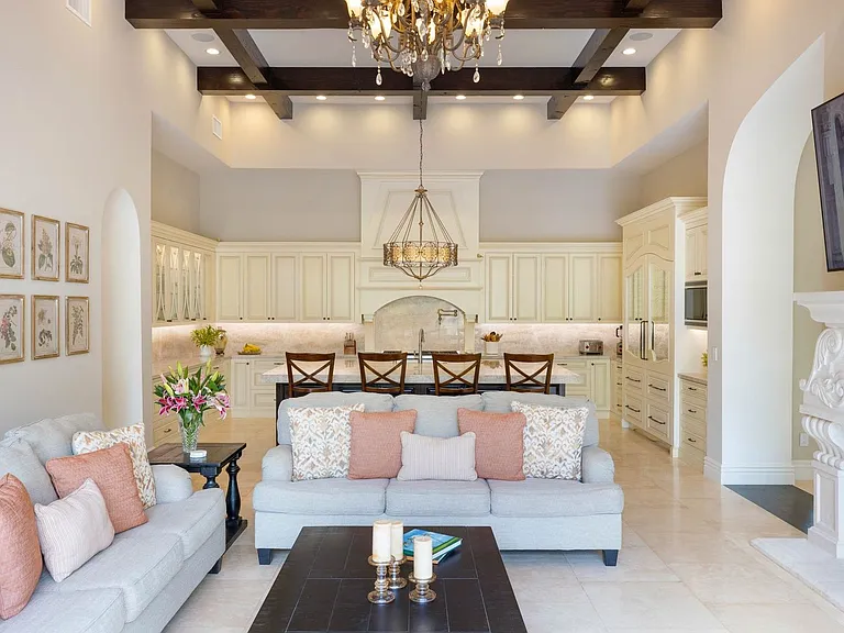 4520 Kahala Ave — Photo 17