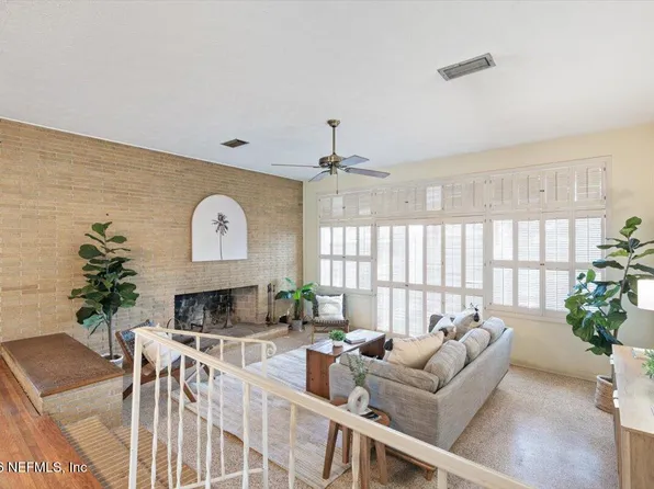 3866 SAN BERNADO Drive, Jacksonville, FL 32217