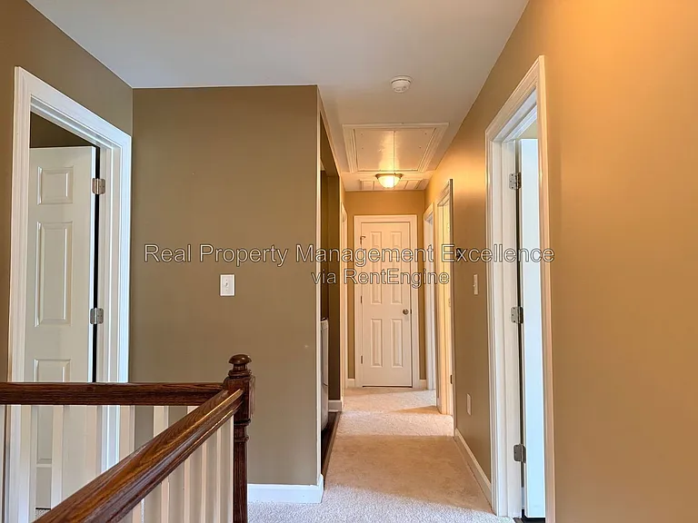 616 Lake Artesia Ln — Photo 26
