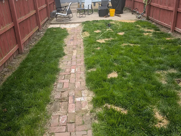 1378 Summit St — Photo 20
