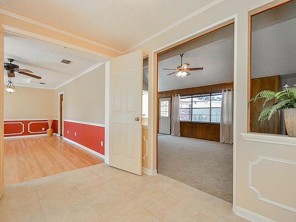 3rd image of 13614 Woodchester Dr