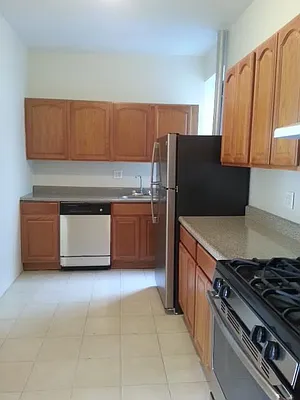 Rented by New York Residence | media 25