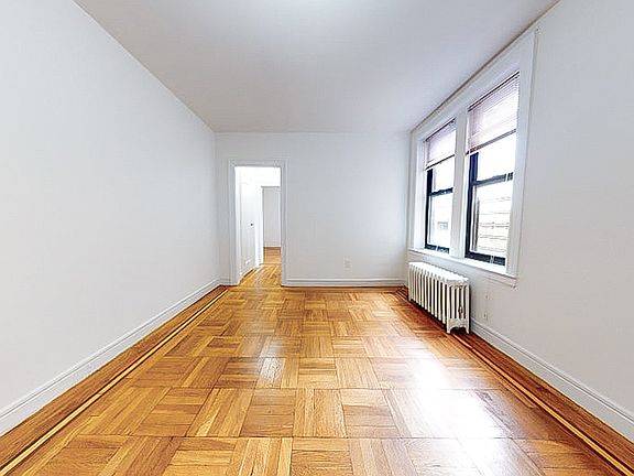 2nd image of 100 Cooper St APT 1A