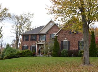 55 Saint Andrews Ln, Hopewell Junction, NY 12533