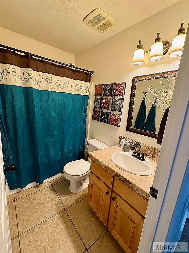 6 bed, 2574 sqft, $525 — Photo 3