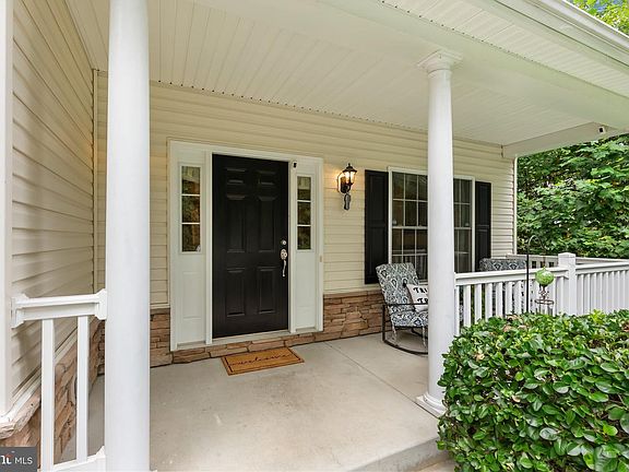 4th image of 519 Koch Rd