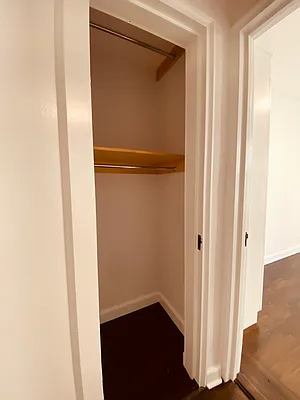 Rented by Metropolis Real Estate of Manhattan | media 19