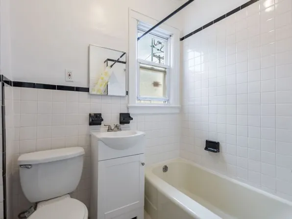 226-10 147th Avenue image 21 of 35