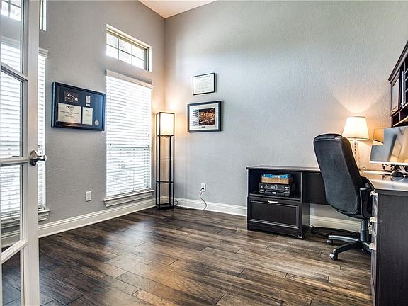 4th image of 15908 Langsdale St