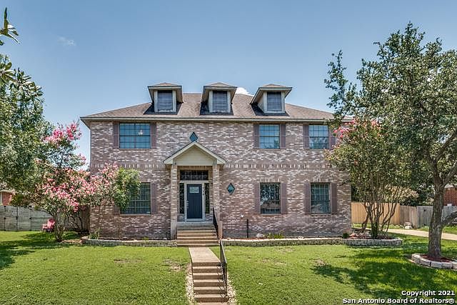 1st image of 718 Arch Stone