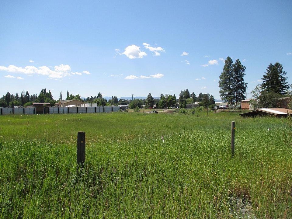 1st image of 228 E Reserve Dr